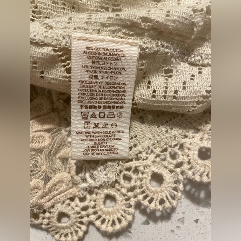 Free People- Crochet Lace halter, Ivory - Picture 8 of 8